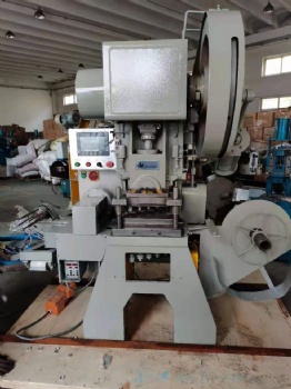 35TON PUNCH MACHINE WITH MOLD